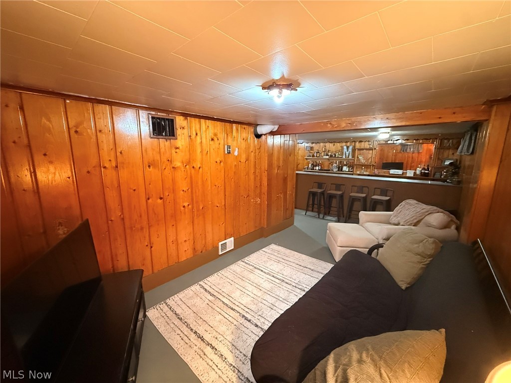 1015 John Street Niles OH 44446