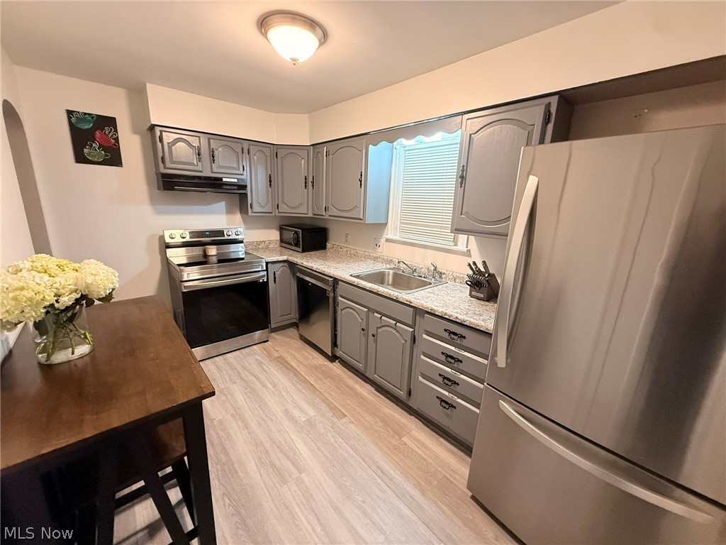 1015 John Street Niles OH 44446