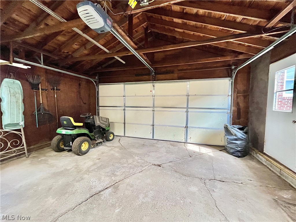839 Mill Street Conneaut OH 44030
