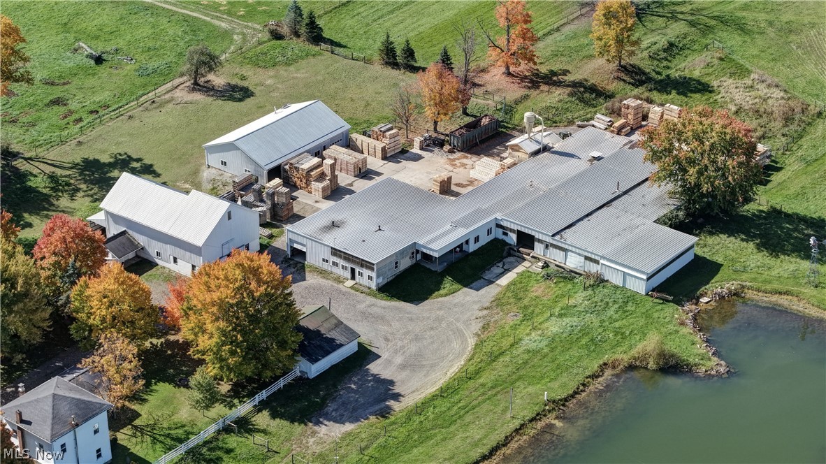 9291 N Girdle Road Middlefield OH 44062