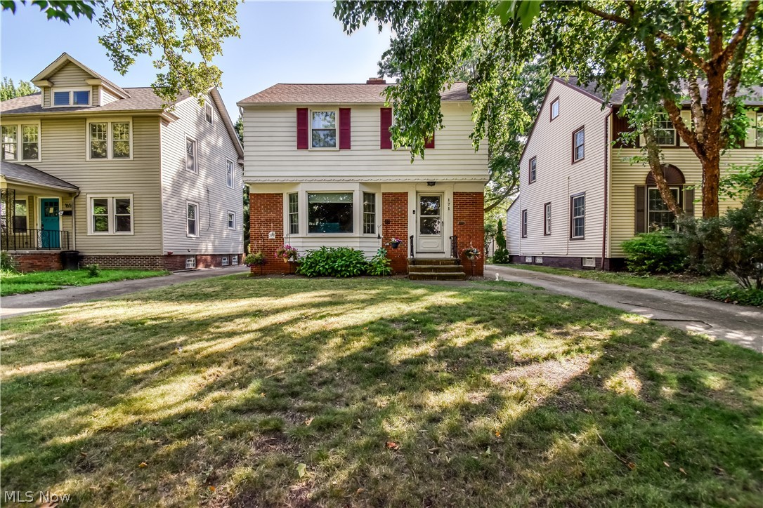 171 E 212th Street Euclid OH 44123