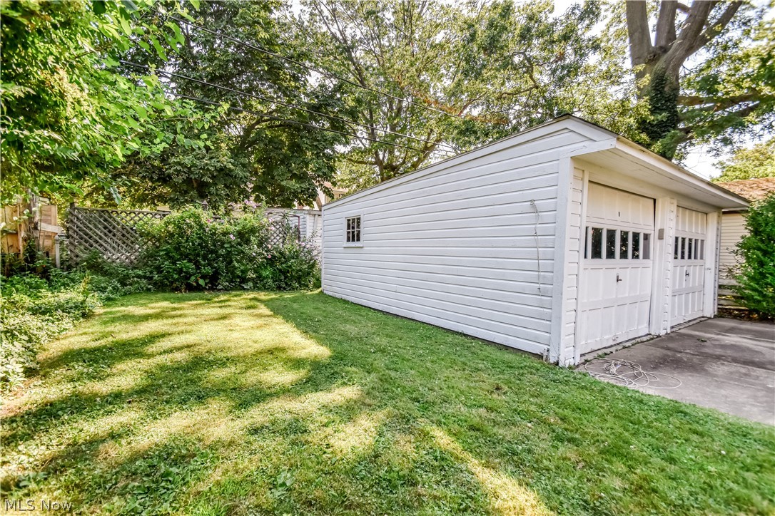 171 E 212th Street Euclid OH 44123