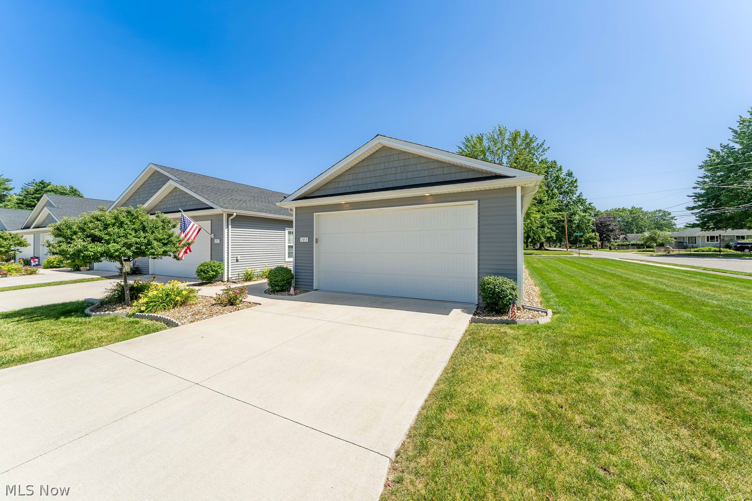 103 Acorn Lane Elyria OH 44035
