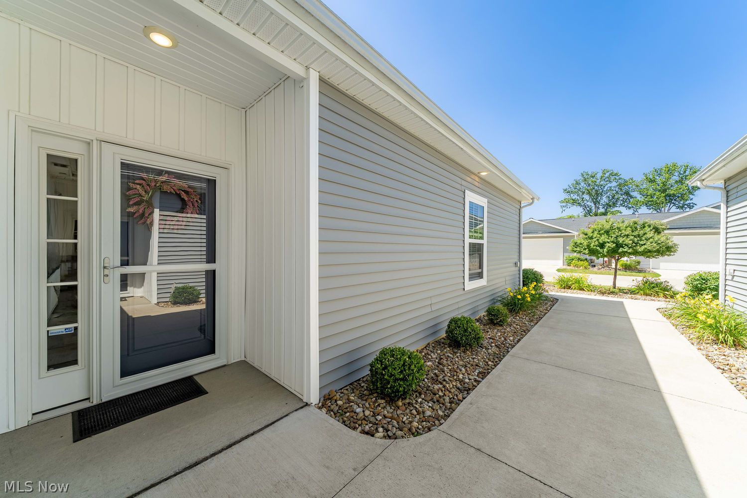 103 Acorn Lane Elyria OH 44035