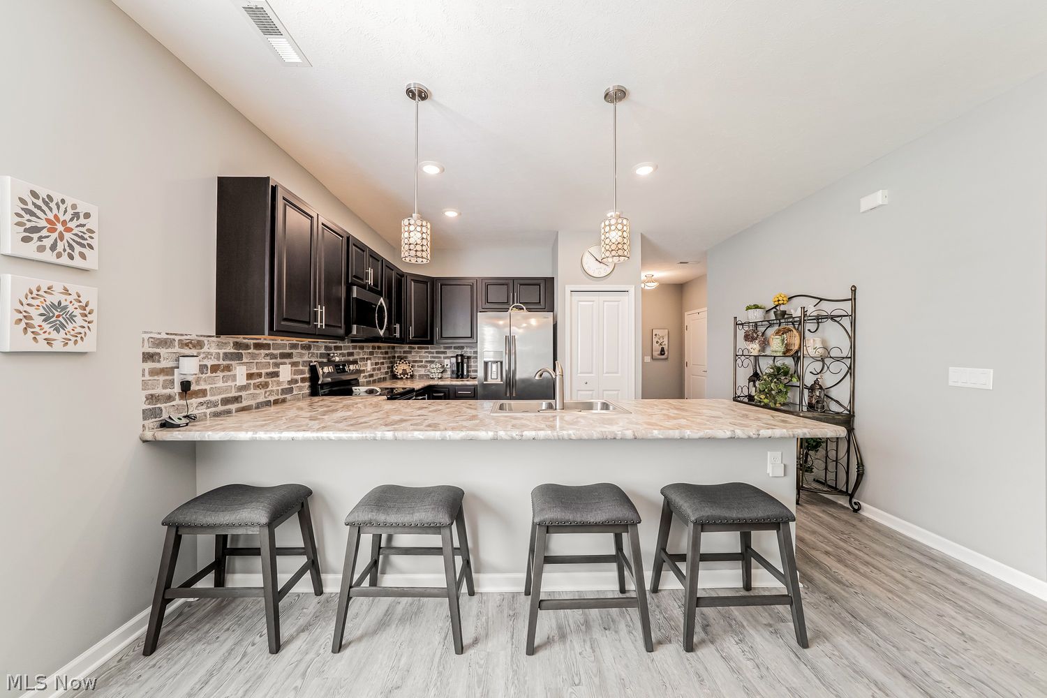 103 Acorn Lane Elyria OH 44035