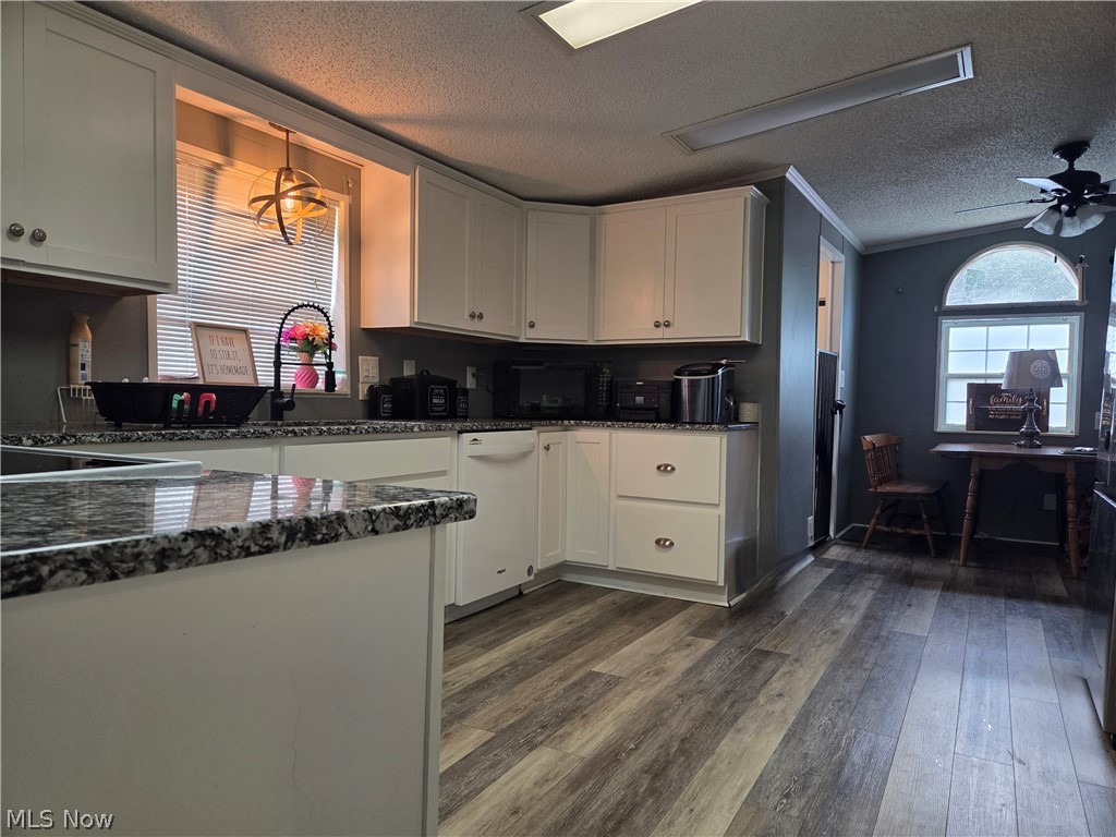 615 Sandpiper Drive SE New Philadelphia OH 44663