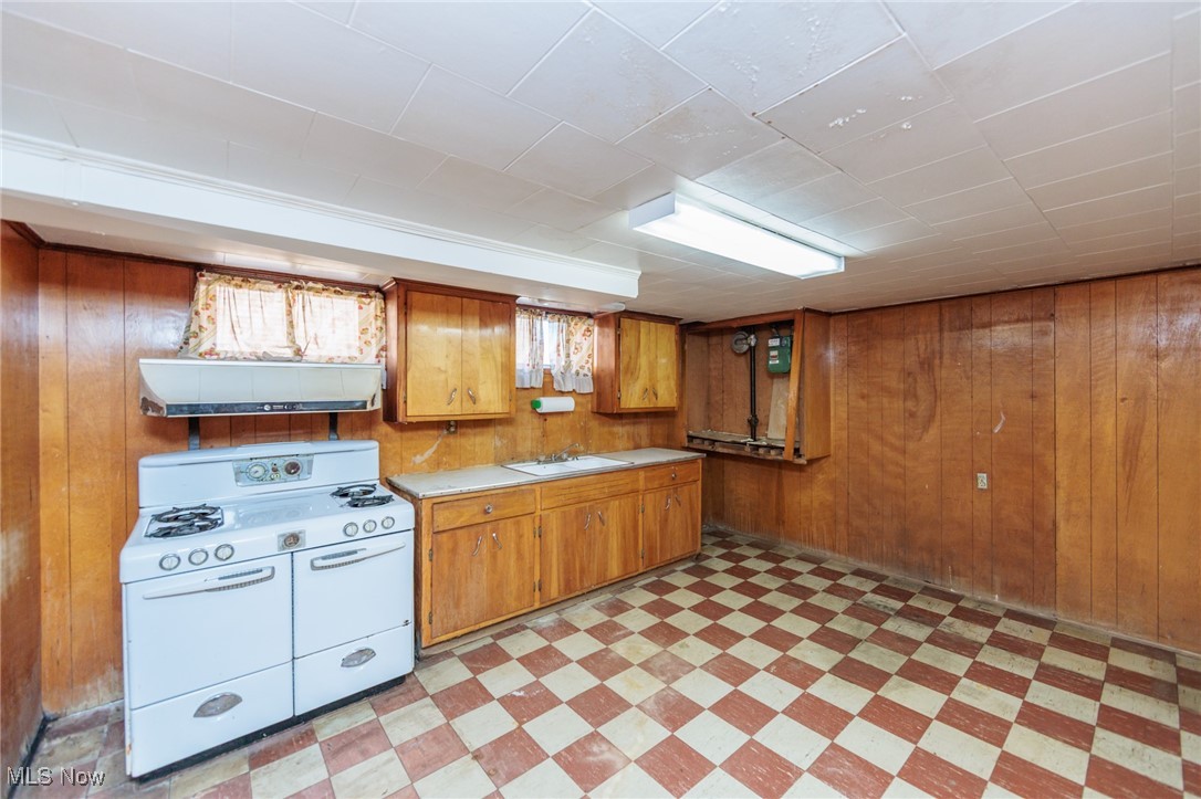 3319 Norris Avenue Parma OH 44134