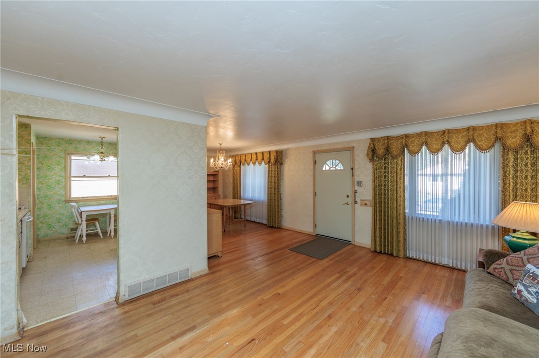 3319 Norris Avenue Parma OH 44134