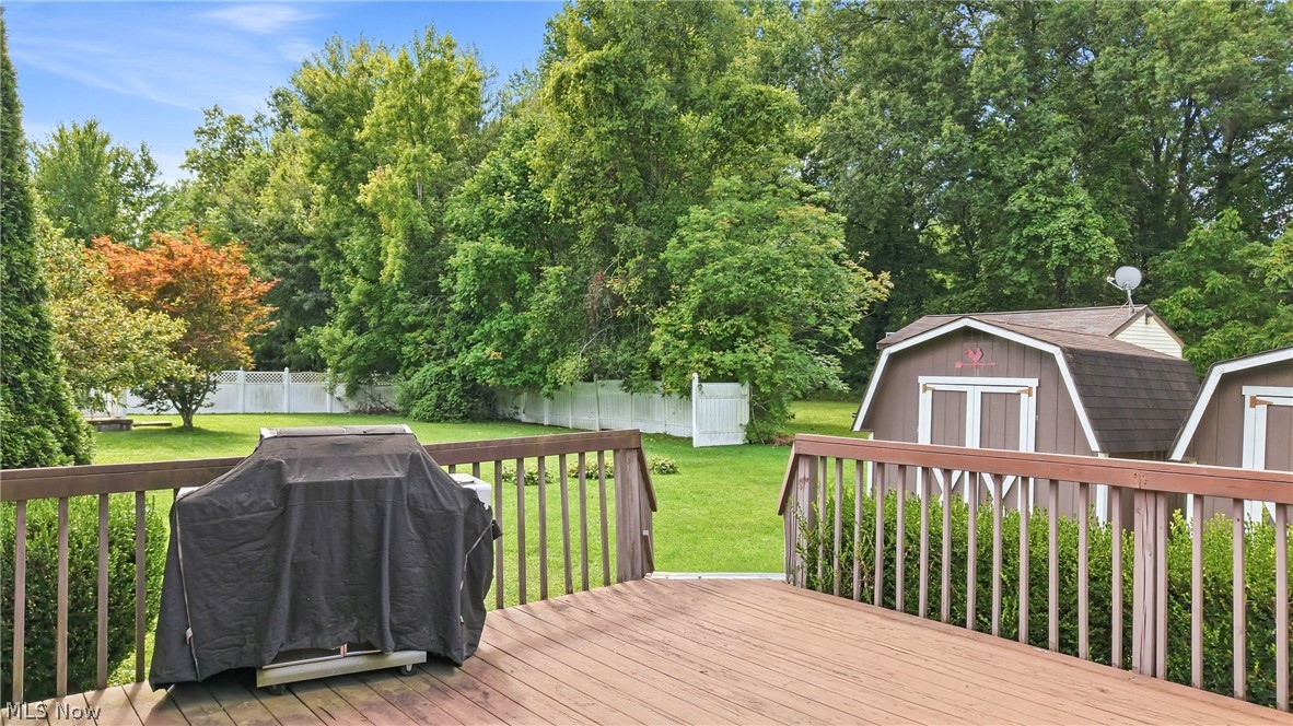 1561 Birch Run Drive NE Warren OH 44483