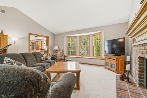 8708 Eastlynn Avenue NW Massillon OH 44646
