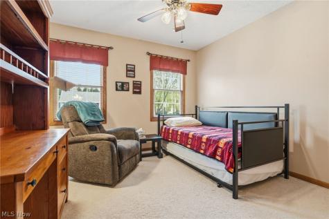 8708 Eastlynn Avenue NW Massillon OH 44646