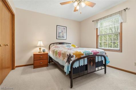 8708 Eastlynn Avenue NW Massillon OH 44646
