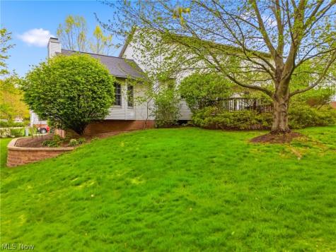 8708 Eastlynn Avenue NW Massillon OH 44646