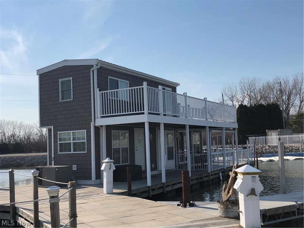 1805 W Lakeshore Drive Port Clinton OH 43452