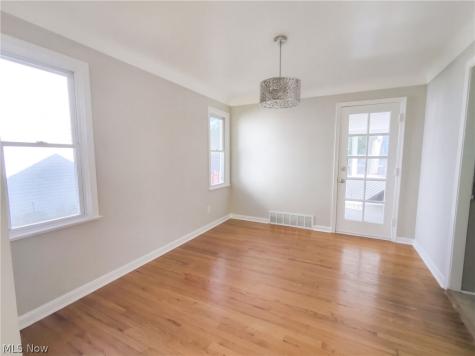 3659 Fenley Road Cleveland OH 44121