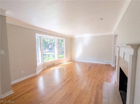 3659 Fenley Road Cleveland OH 44121