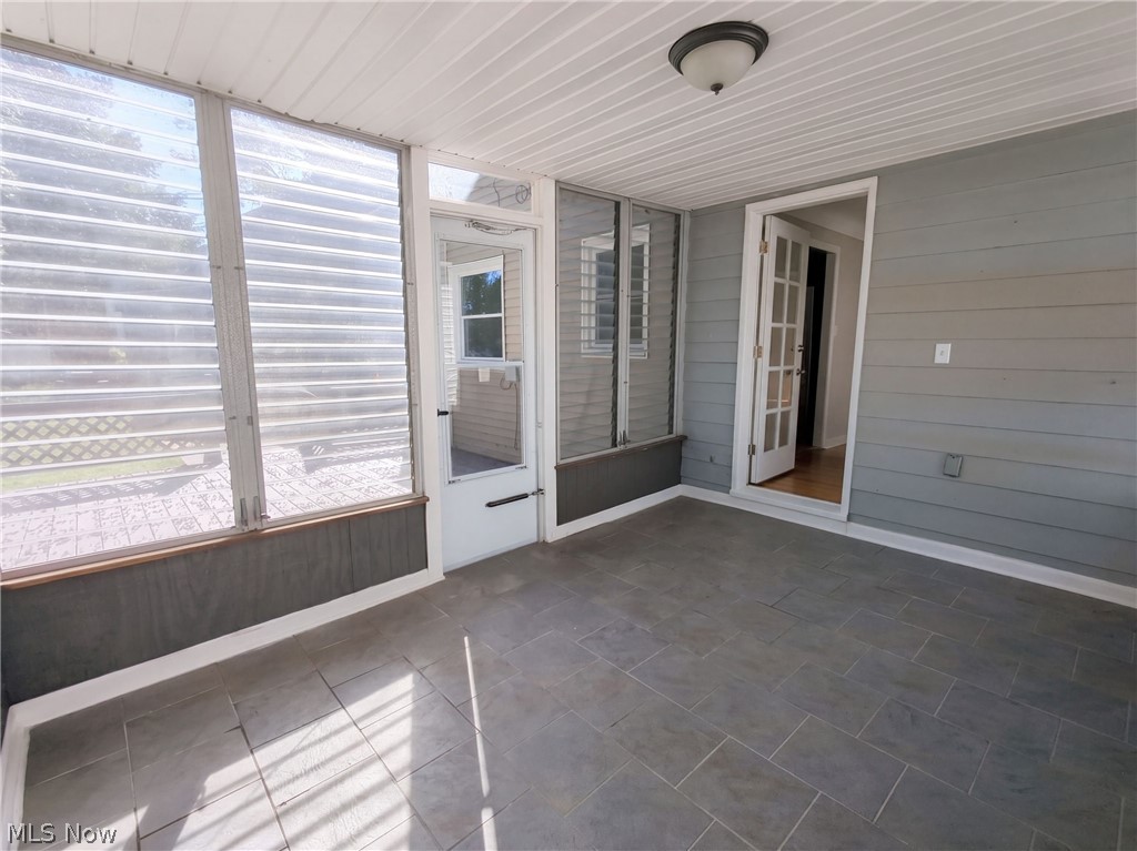 3659 Fenley Road Cleveland OH 44121