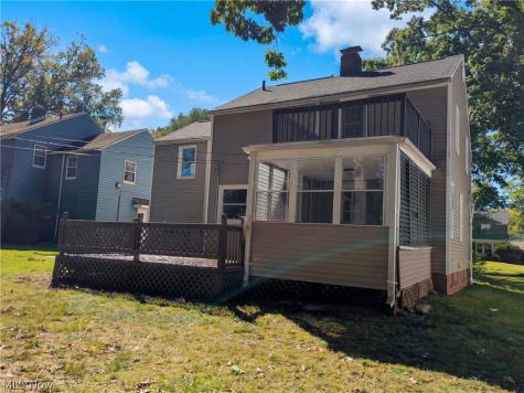 3659 Fenley Road Cleveland OH 44121
