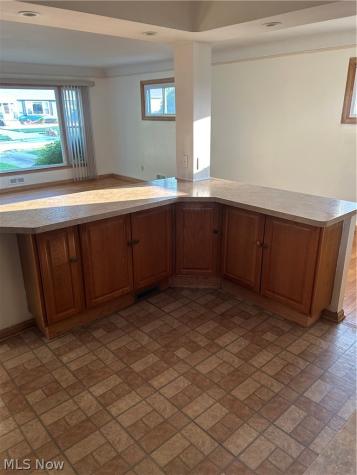 10982 Naomi Drive Parma OH 44130