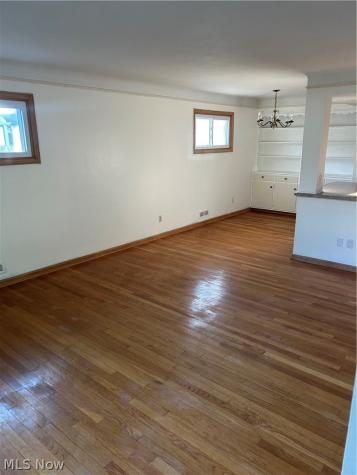 10982 Naomi Drive Parma OH 44130