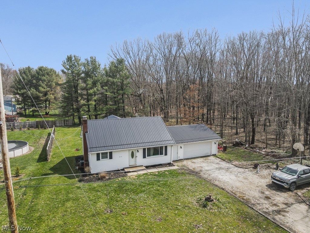 212 Case Road Beloit OH 44609