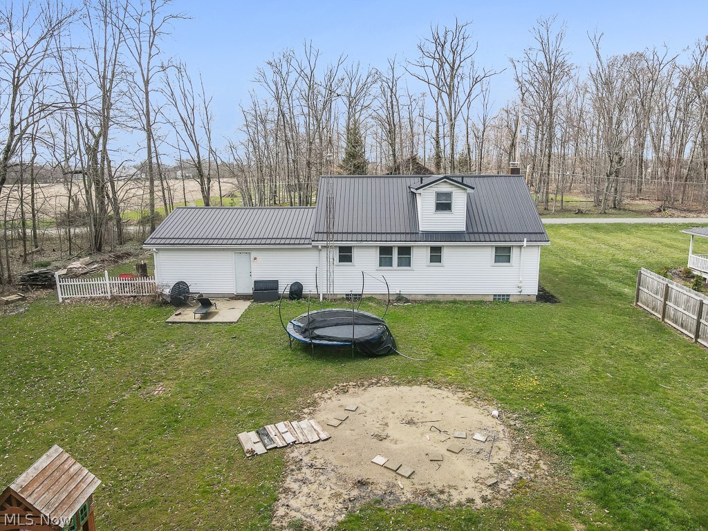 212 Case Road Beloit OH 44609