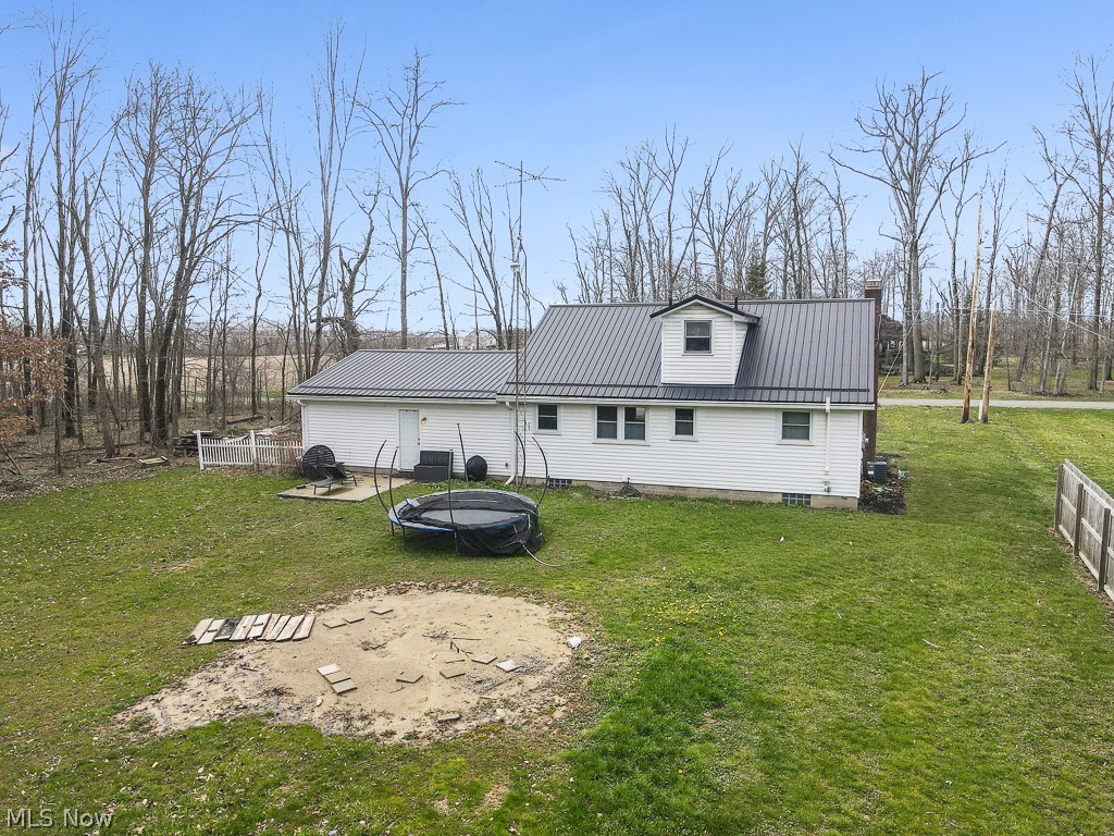 212 Case Road Beloit OH 44609