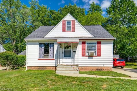 24 Dewhurst Avenue Bedford OH 44146