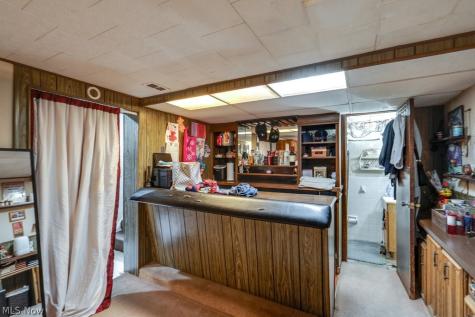 24 Dewhurst Avenue Bedford OH 44146