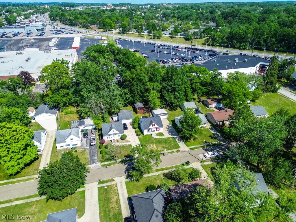 24 Dewhurst Avenue Bedford OH 44146