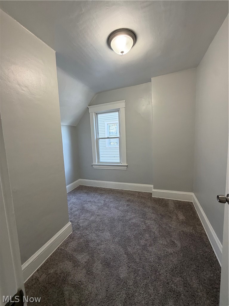 18211 Landseer Road Cleveland OH 44119
