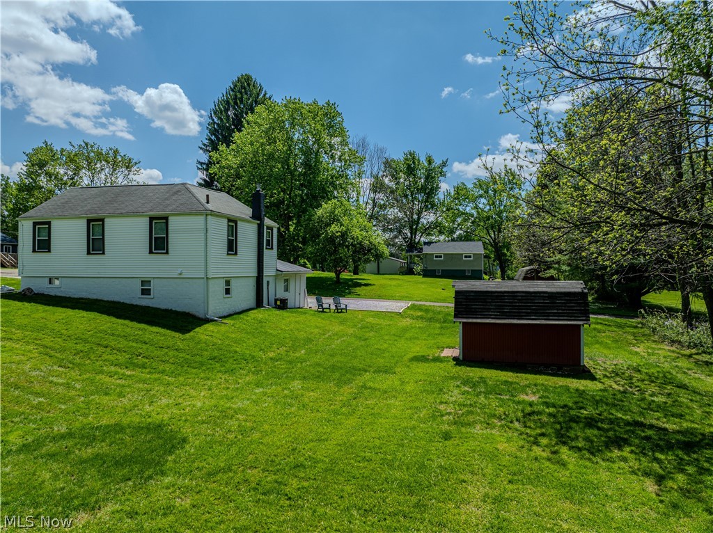 4465 Eastland Avenue NE Louisville OH 44641