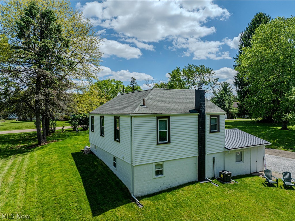 4465 Eastland Avenue NE Louisville OH 44641