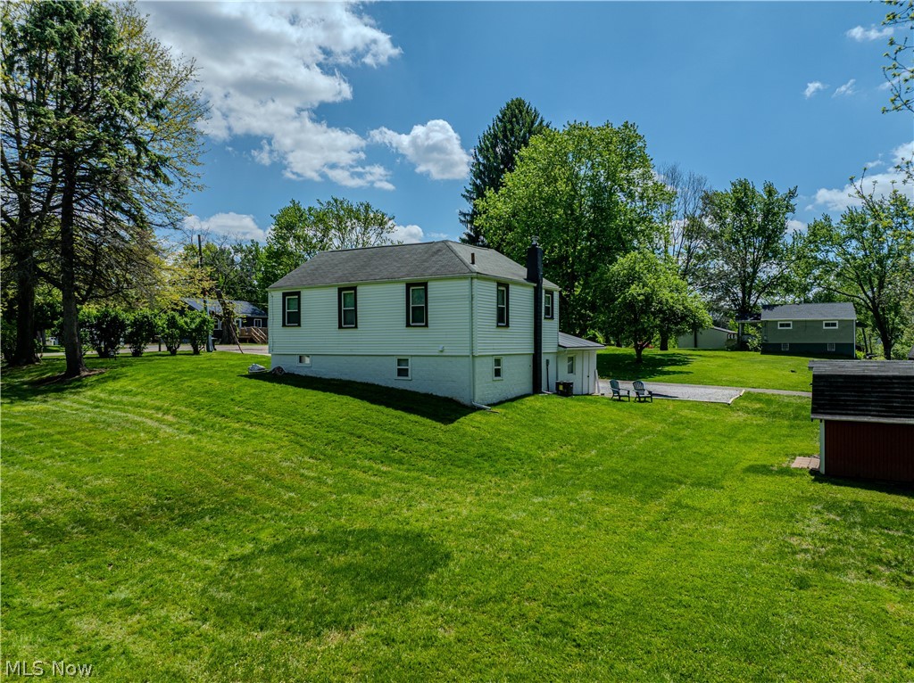 4465 Eastland Avenue NE Louisville OH 44641