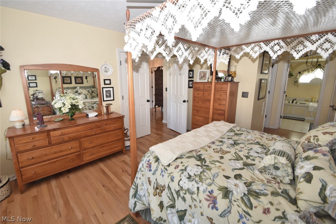 5384 Wilshire Park Drive Hudson OH 44236