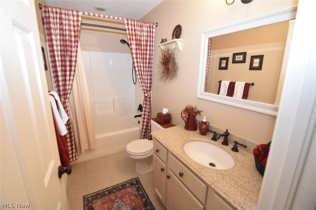 5384 Wilshire Park Drive Hudson OH 44236