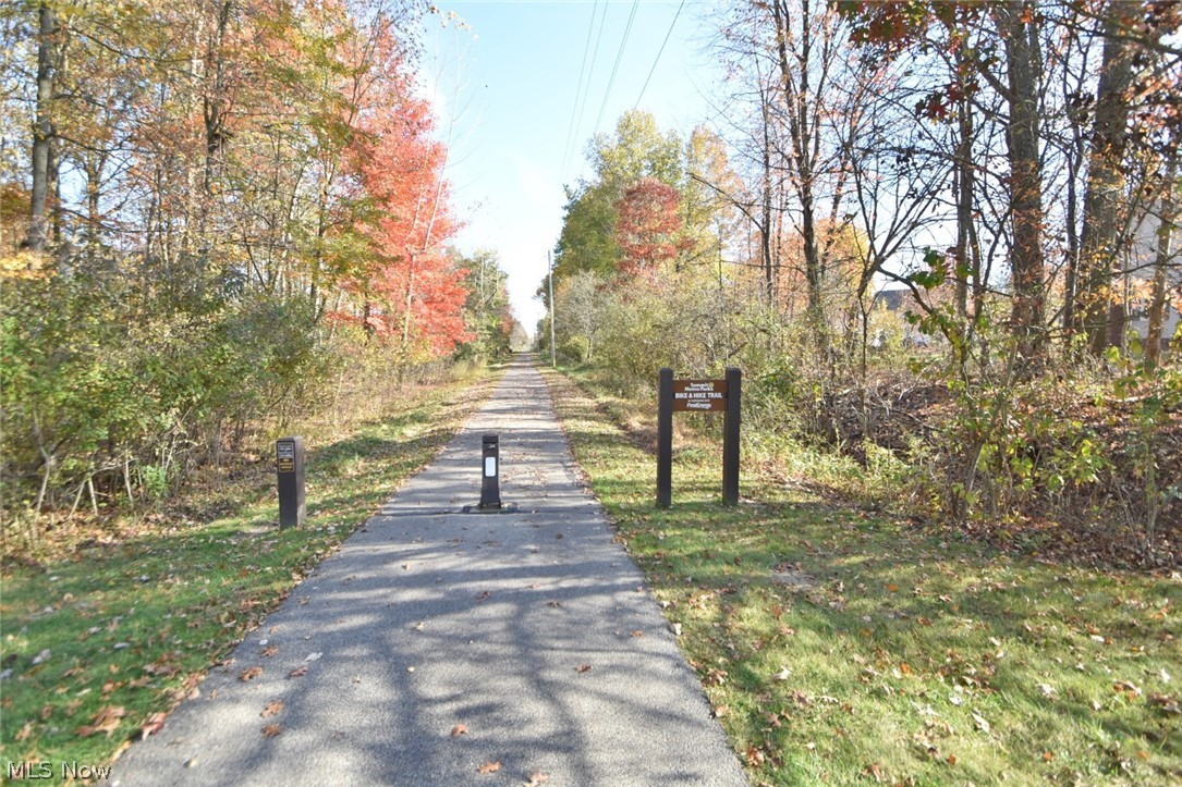5384 Wilshire Park Drive Hudson OH 44236