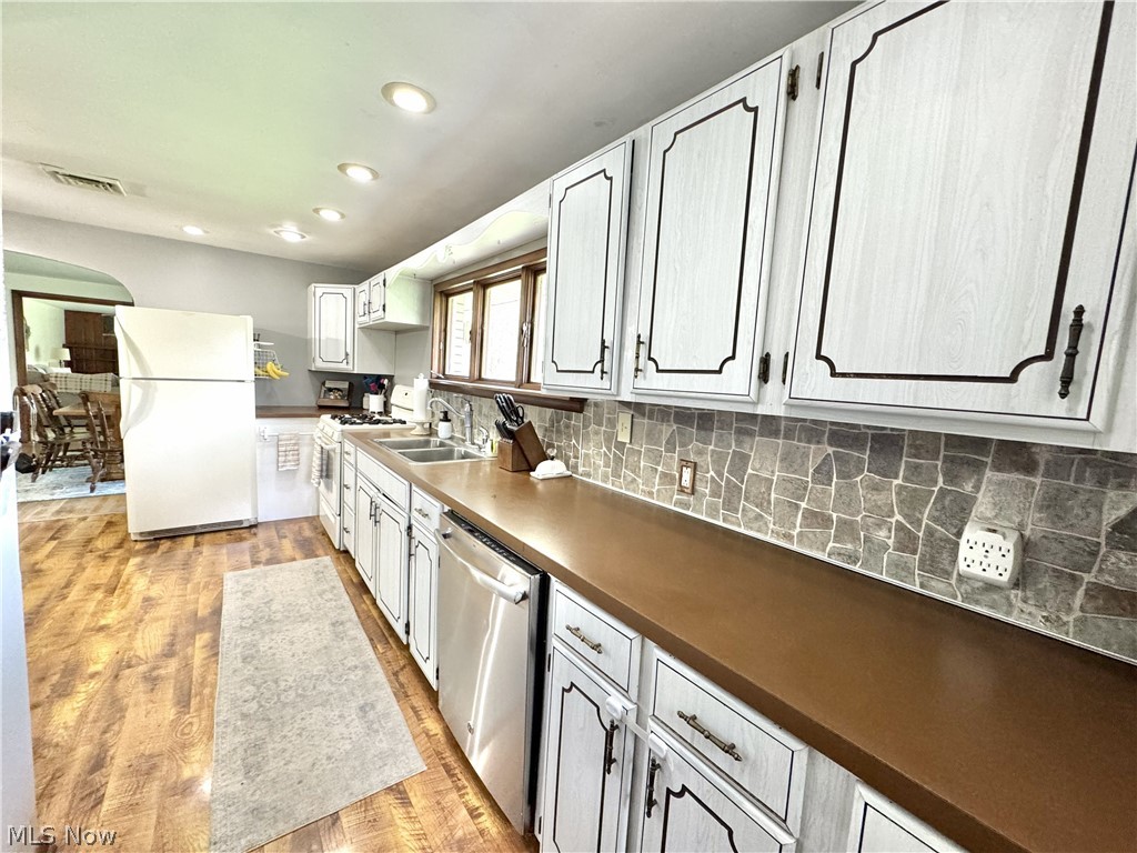 2315 Howland Wilson Road Cortland OH 44410