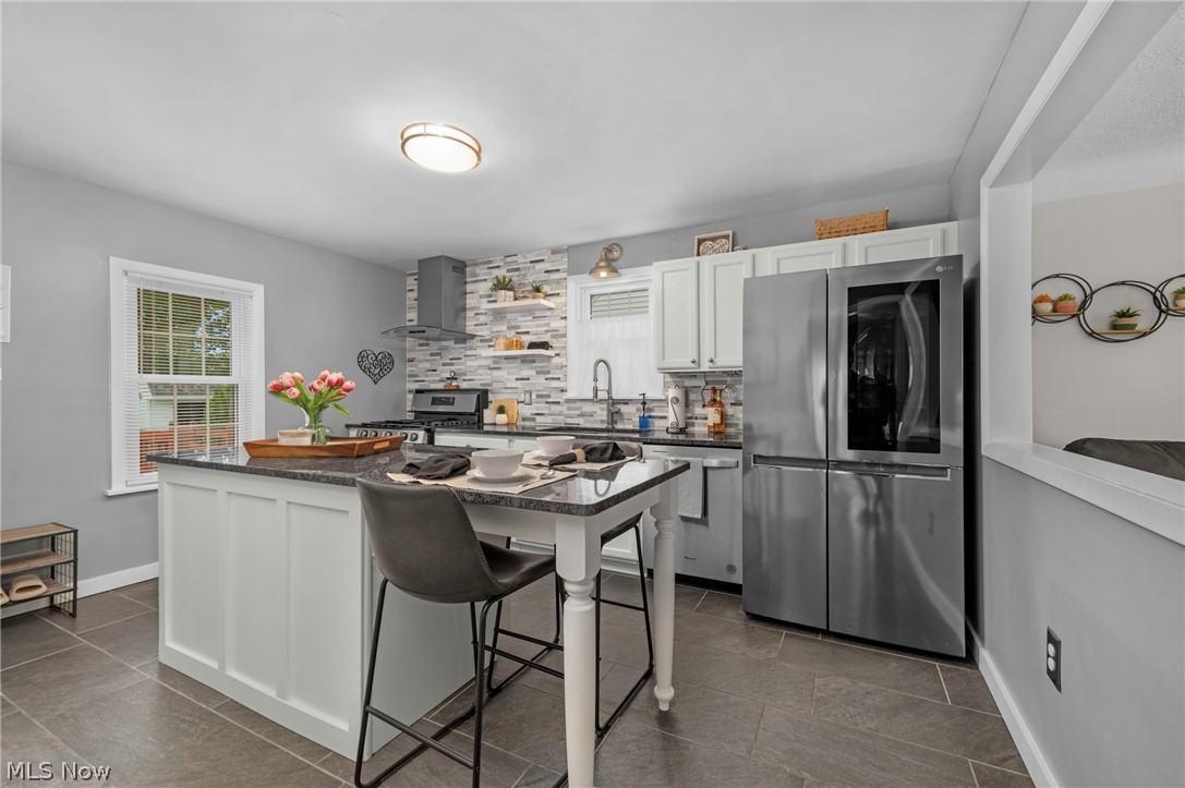 3220 W 231st Street North Olmsted OH 44070