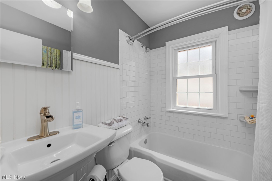 3220 W 231st Street North Olmsted OH 44070