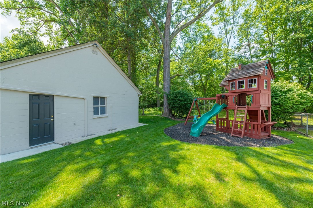 3220 W 231st Street North Olmsted OH 44070