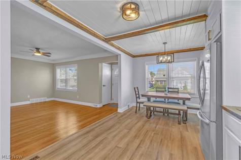 3811 Theota Avenue Parma OH 44134