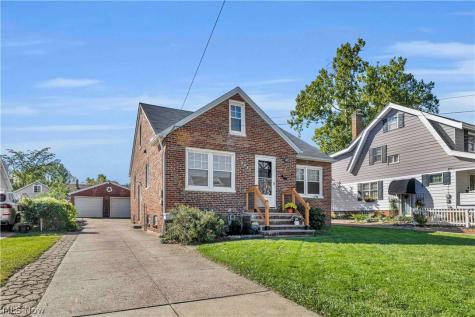 3811 Theota Avenue Parma OH 44134