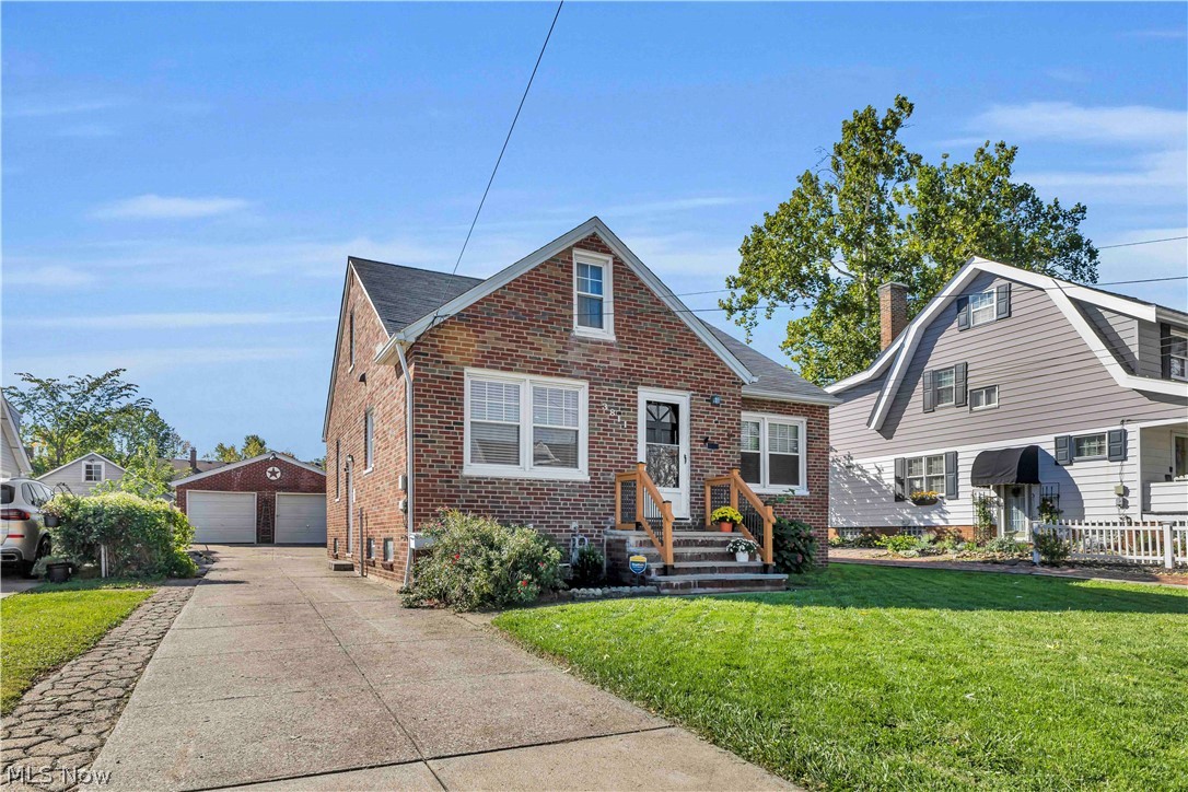 3811 Theota Avenue Parma OH 44134