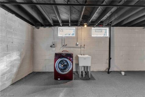 3811 Theota Avenue Parma OH 44134