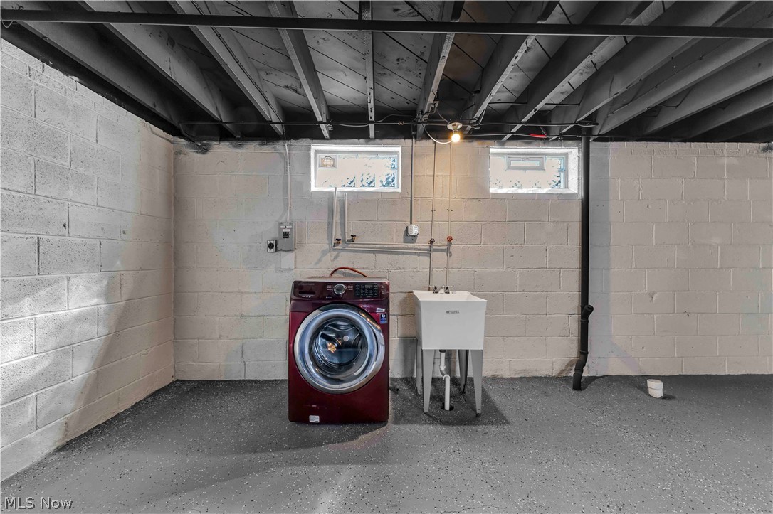 3811 Theota Avenue Parma OH 44134