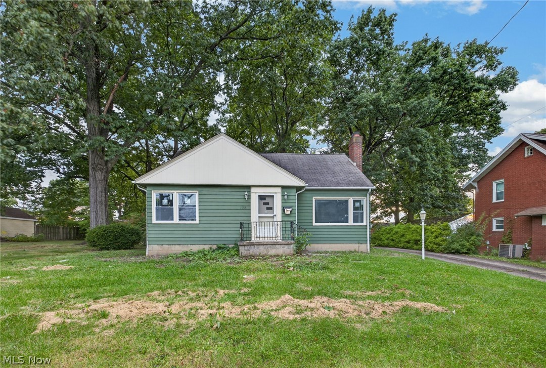 132 S Main Street Austintown OH 44515