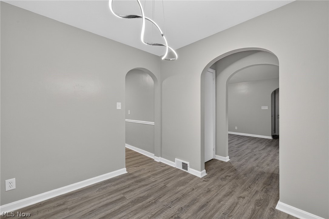 132 S Main Street Austintown OH 44515
