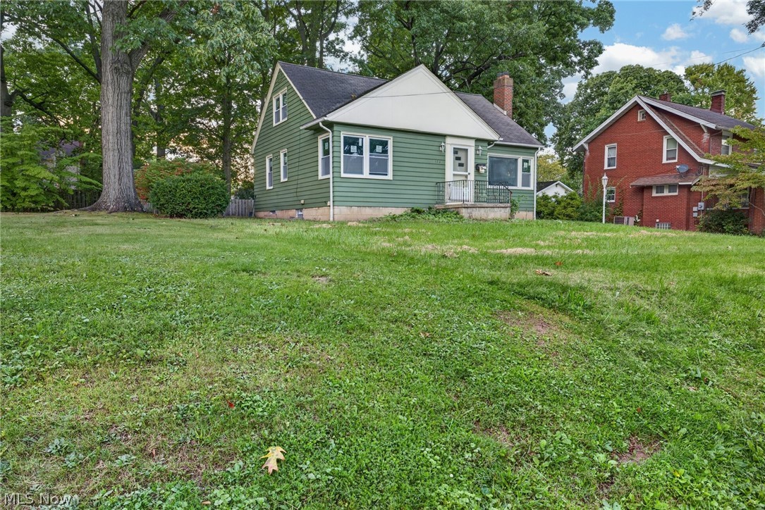 132 S Main Street Austintown OH 44515