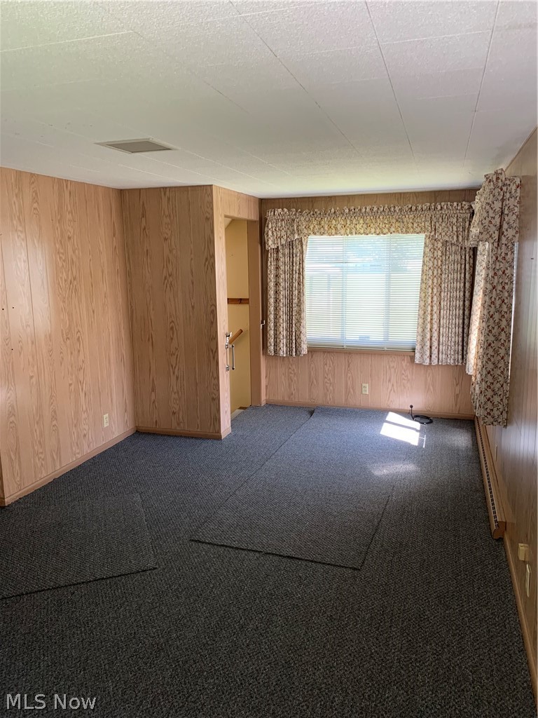 743 Ray Avenue NW New Philadelphia OH 44663